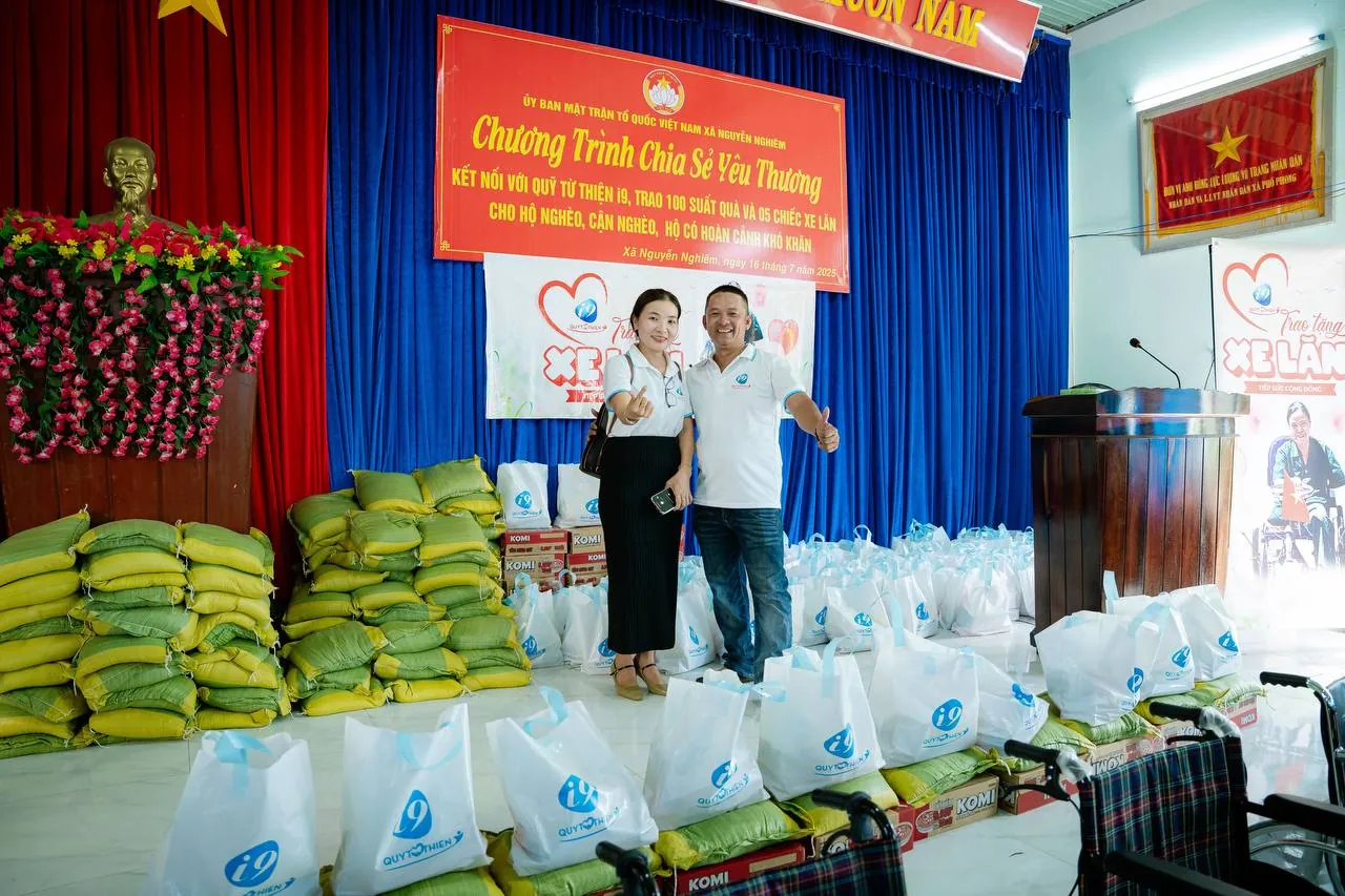 Biểu tượng minh bạch và công bằng trong game nổ hũ uy tín, thể hiện sự rõ ràng trong mọi giao dịch và kết quả trò chơi.